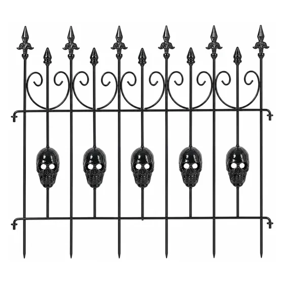 Wexford Skull Fence, 6 pack, closer in